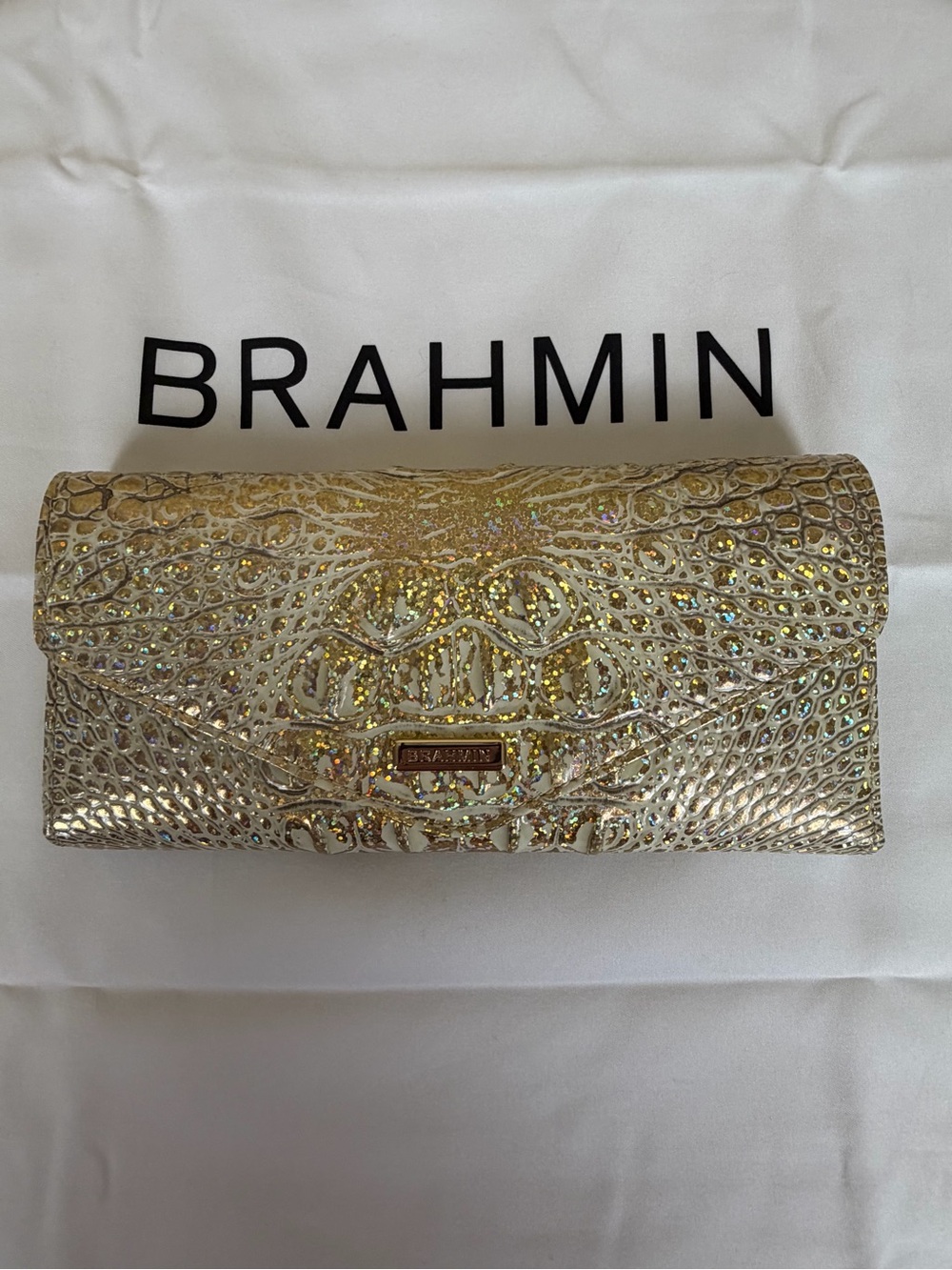 NWT Brahmin Caroline Satchel in champagne gold hologram with matching wallet. - Picture 10 of 15